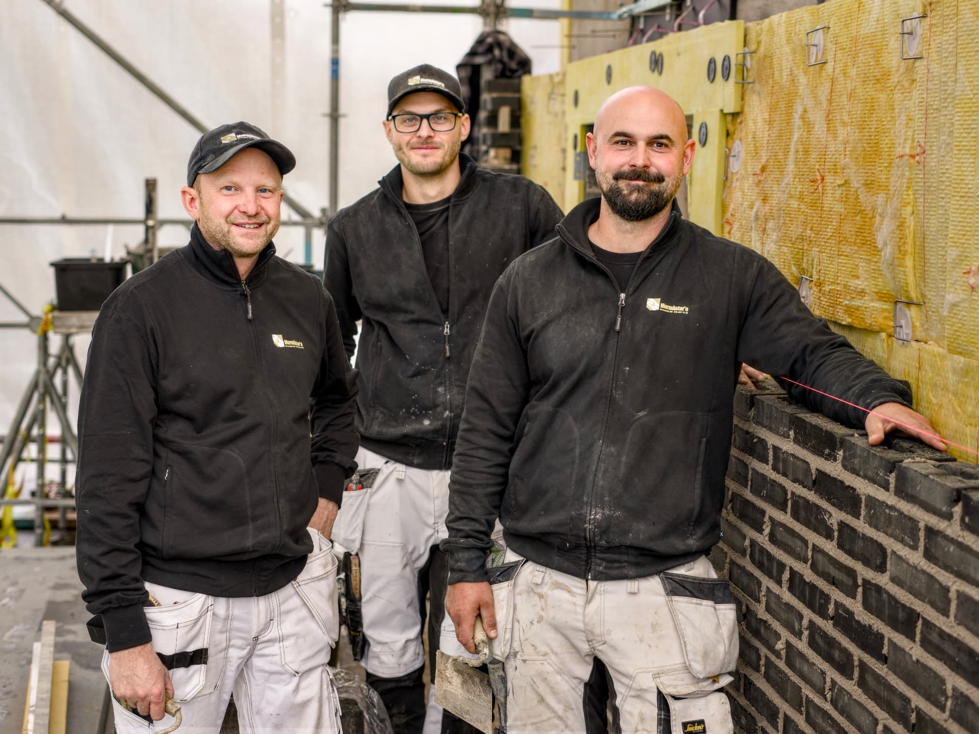 Murmästar’n planerar arbetet på plats